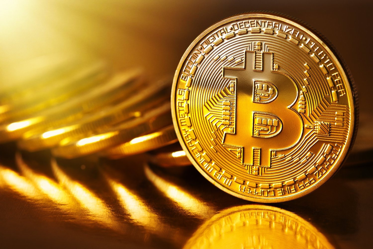 Bitcoin gold goes live dan teaches crypto