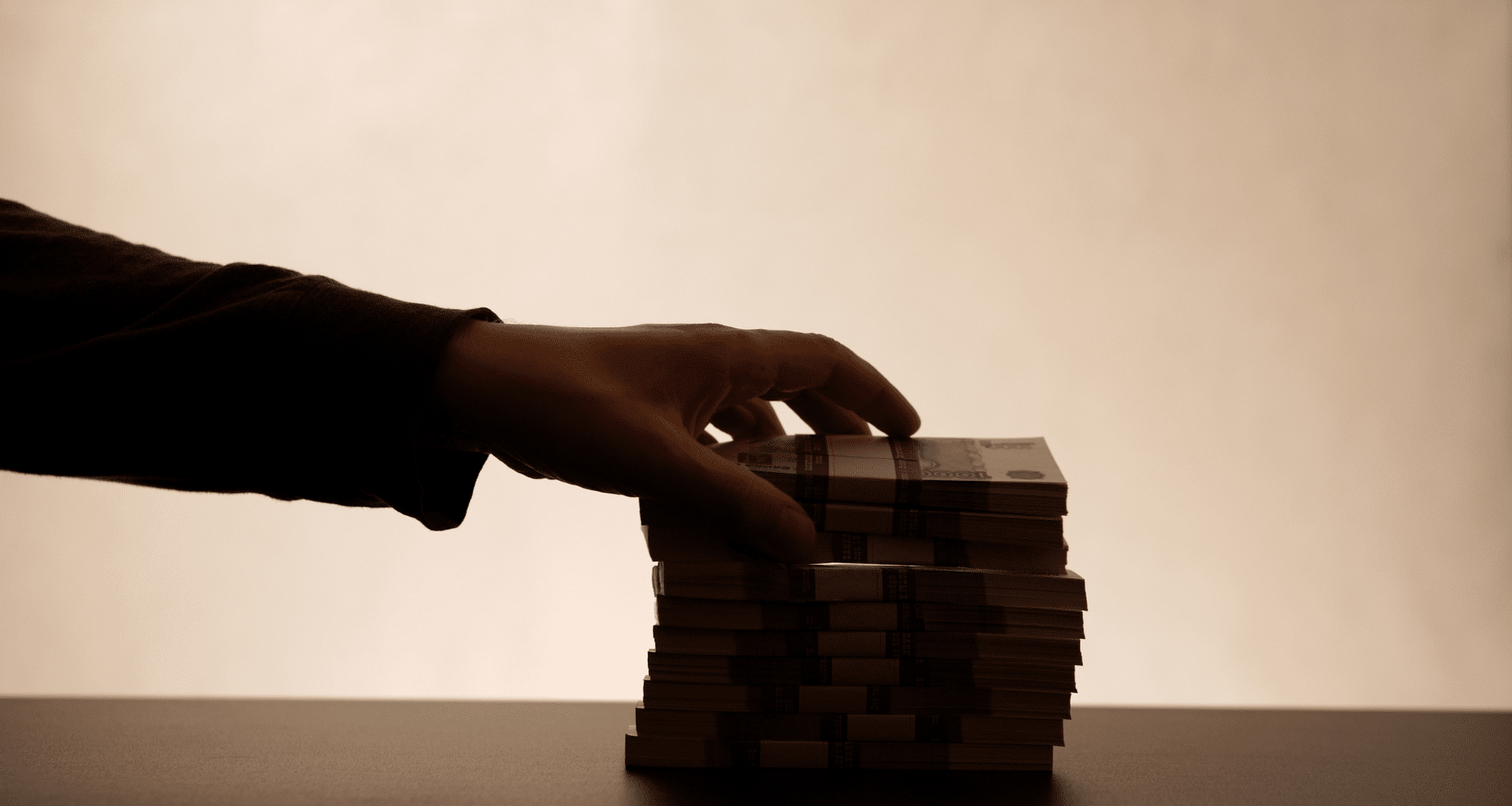 La folle tassa su Bitcoin e crypto: Italia in cima al mondo con il suo 42%  - Criptovaluta.it®