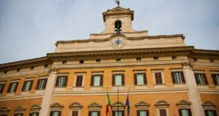 Fratelli italia Bitcoin Crypto