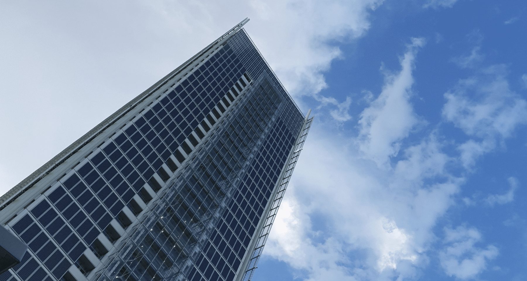 Perché l'acquisto di Bitcoin di Intesa San Paolo CAMBIA TUTTO: 4 novità per l'Italia che...