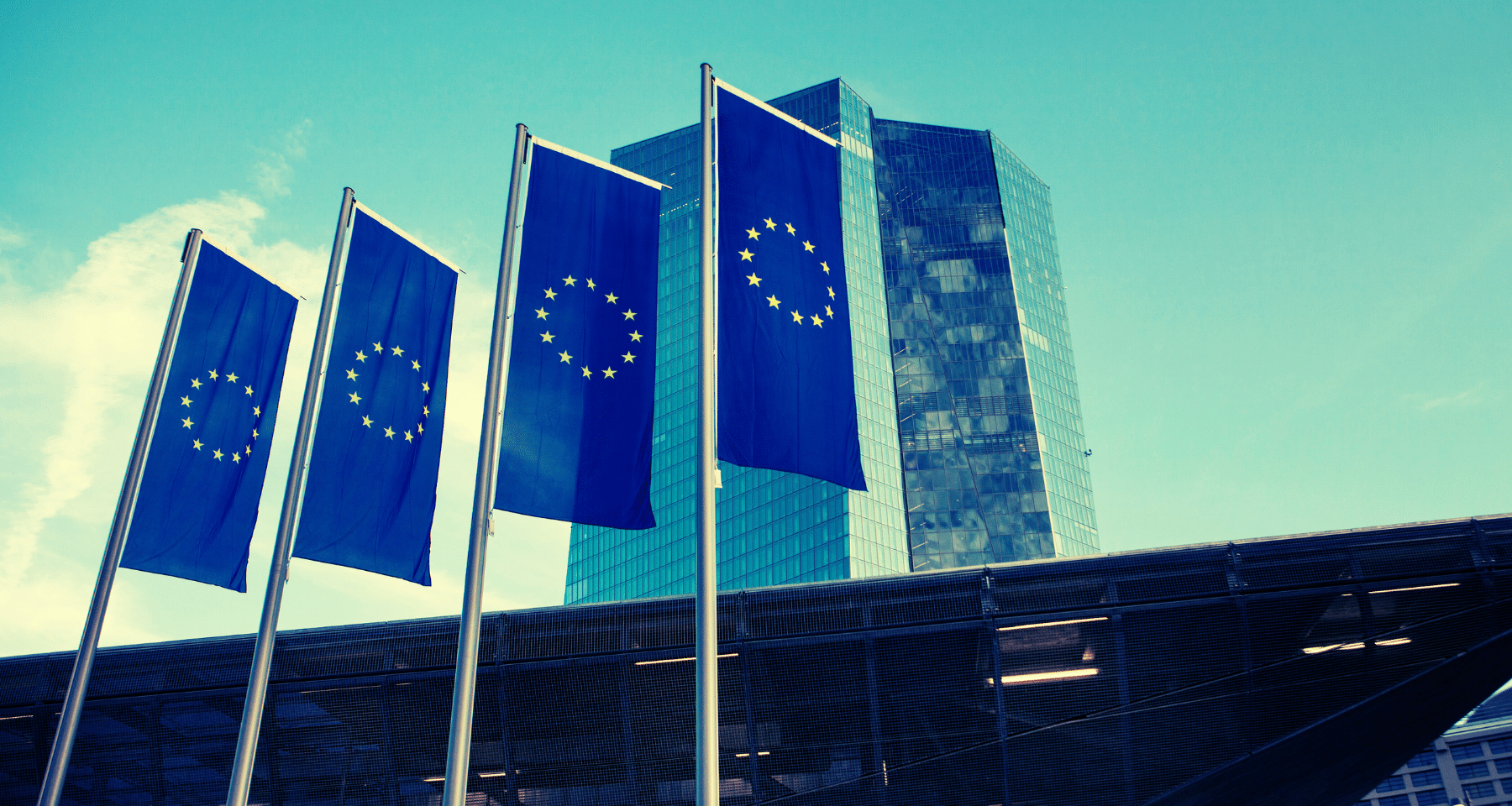 Euro Digitale: non si potrà comprare neanche un iPhone. Banche italiane chiedono limiti