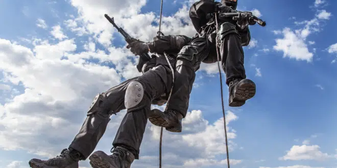 ASSALTO ISTITUZIONALE