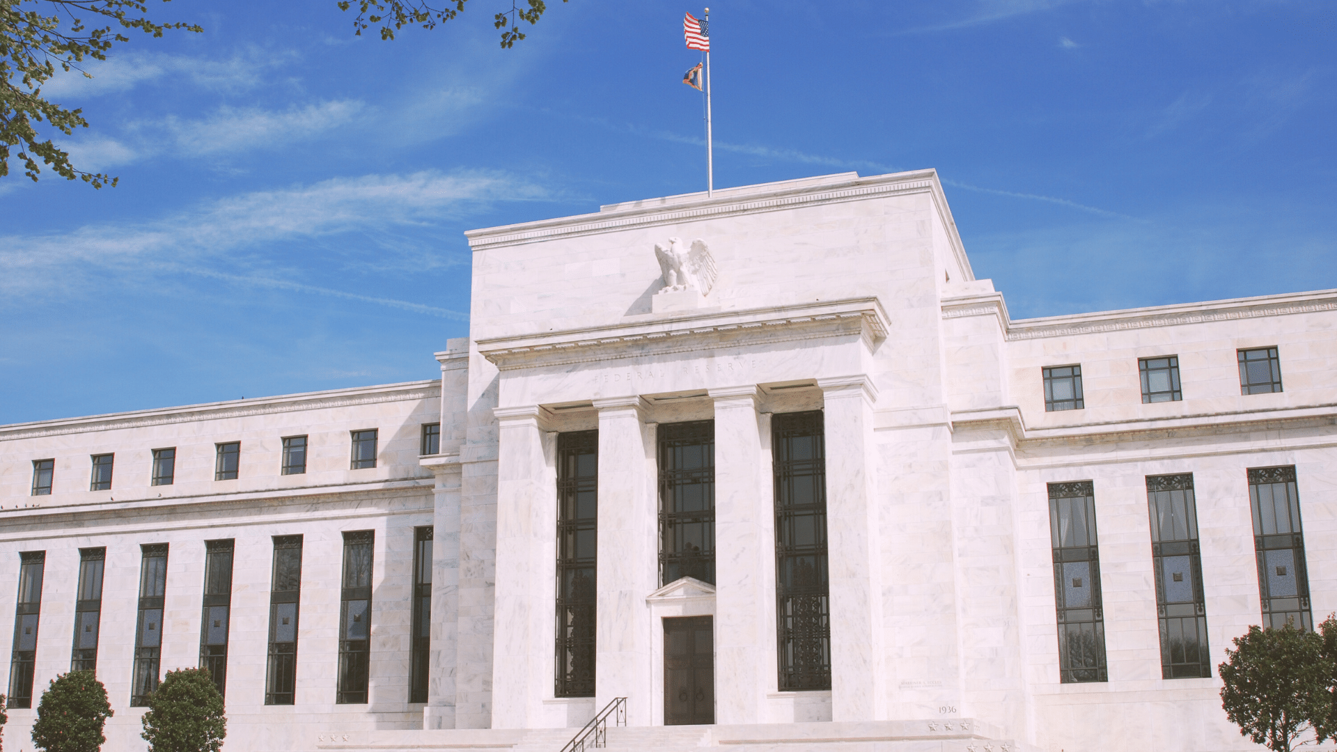 Mercati USA: ok per rialzi tassi. Tre membri di Fed in conflitto. C'è chi vuole tre tagli e chi...