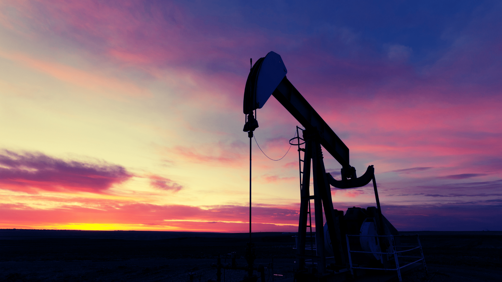 Petrolio a questo prezzo vuol dire crisi e recessione. Economisti: ecco il limite massimo