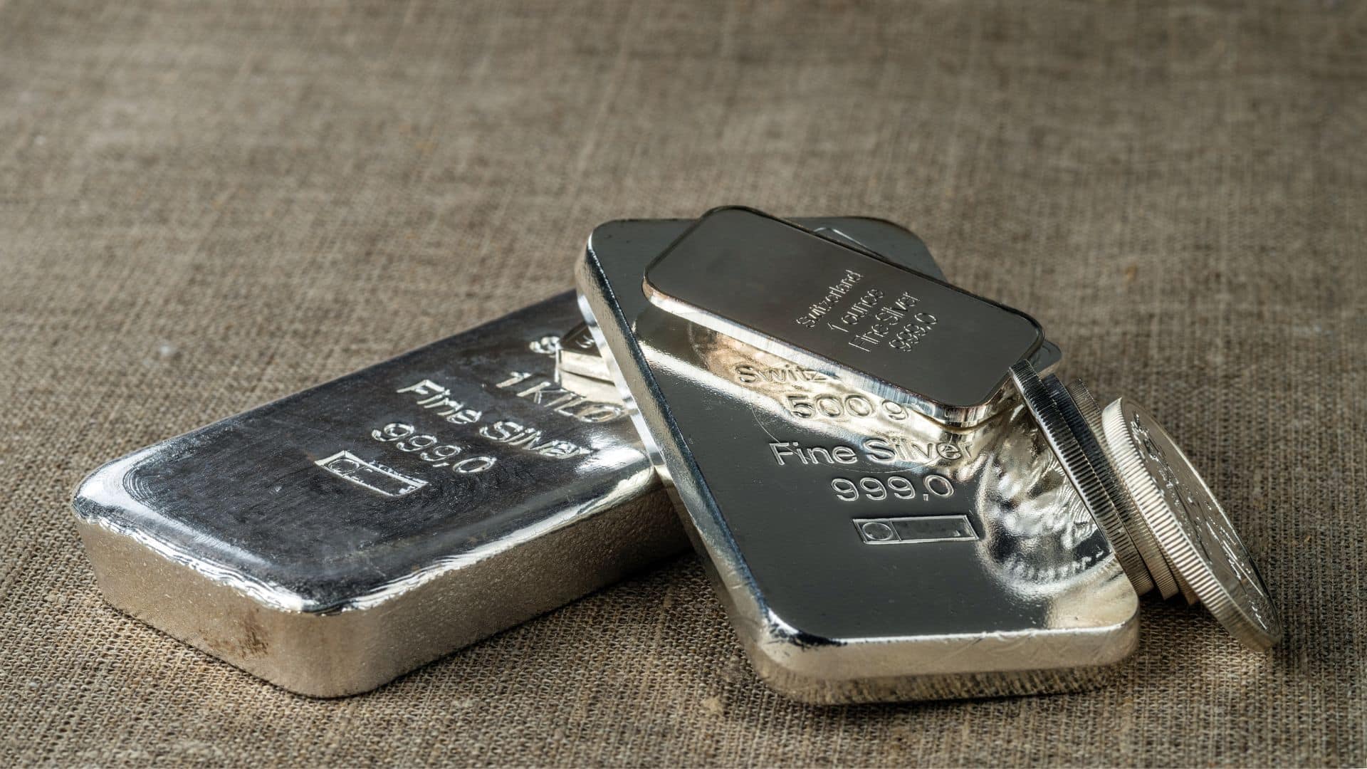 Le 7 Migliori Piattaforme per Investire in Argento e Silver Trading
