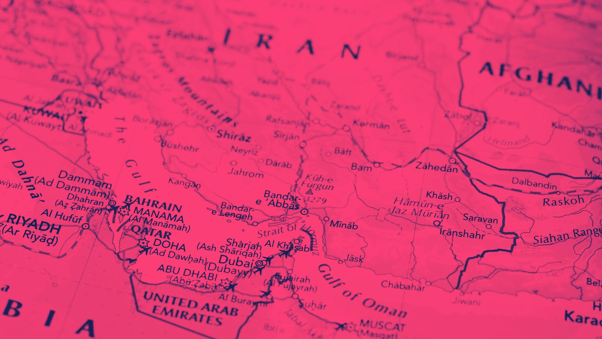 Bitcoin, crypto e azioni: Donald Trump agita le acque di Hormuz. Occhi su petrolio e memorie