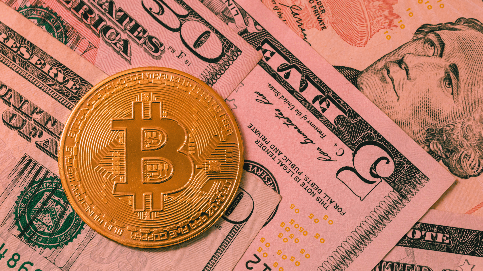 Michael Saylor vende 1.638 Bitcoin. Riserva in dollari sale a 4 miliardi