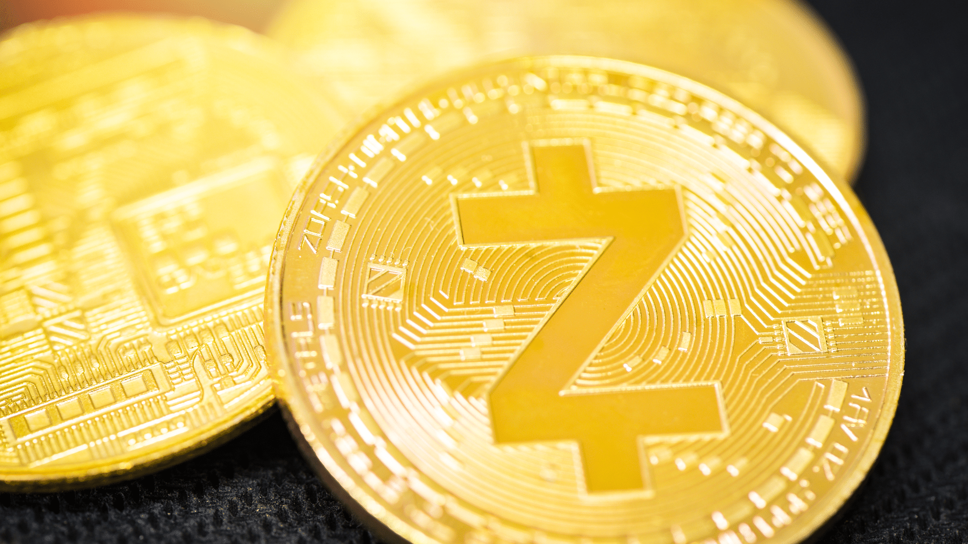 Zcash in bull run a settembre e torna tra le Top 10 crypto: perché ZEC sta salendo