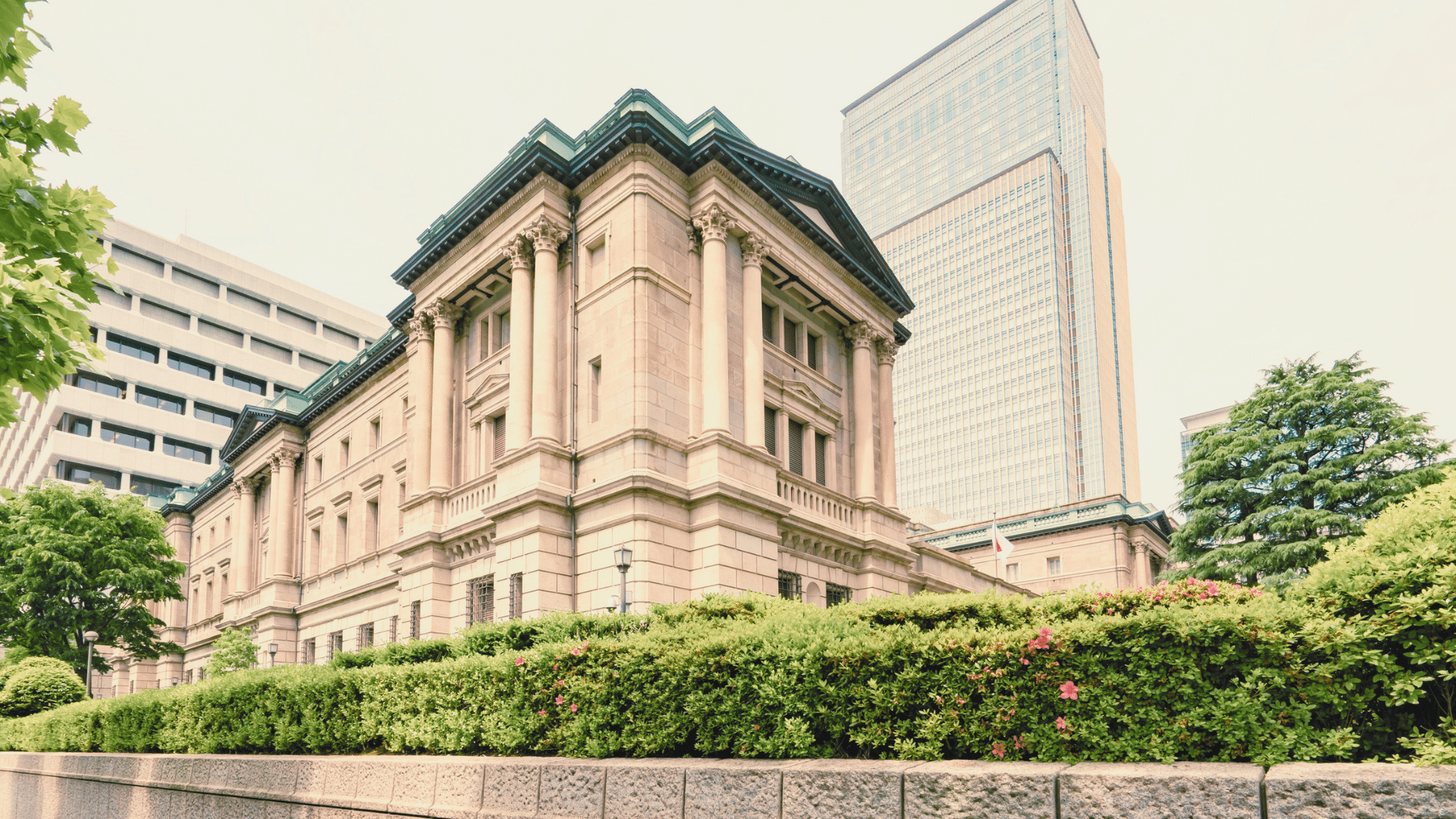 Shock da Tokyo: aumento dei tassi maggiore delle aspettative? Parla il falco che gela dollaro e mercati