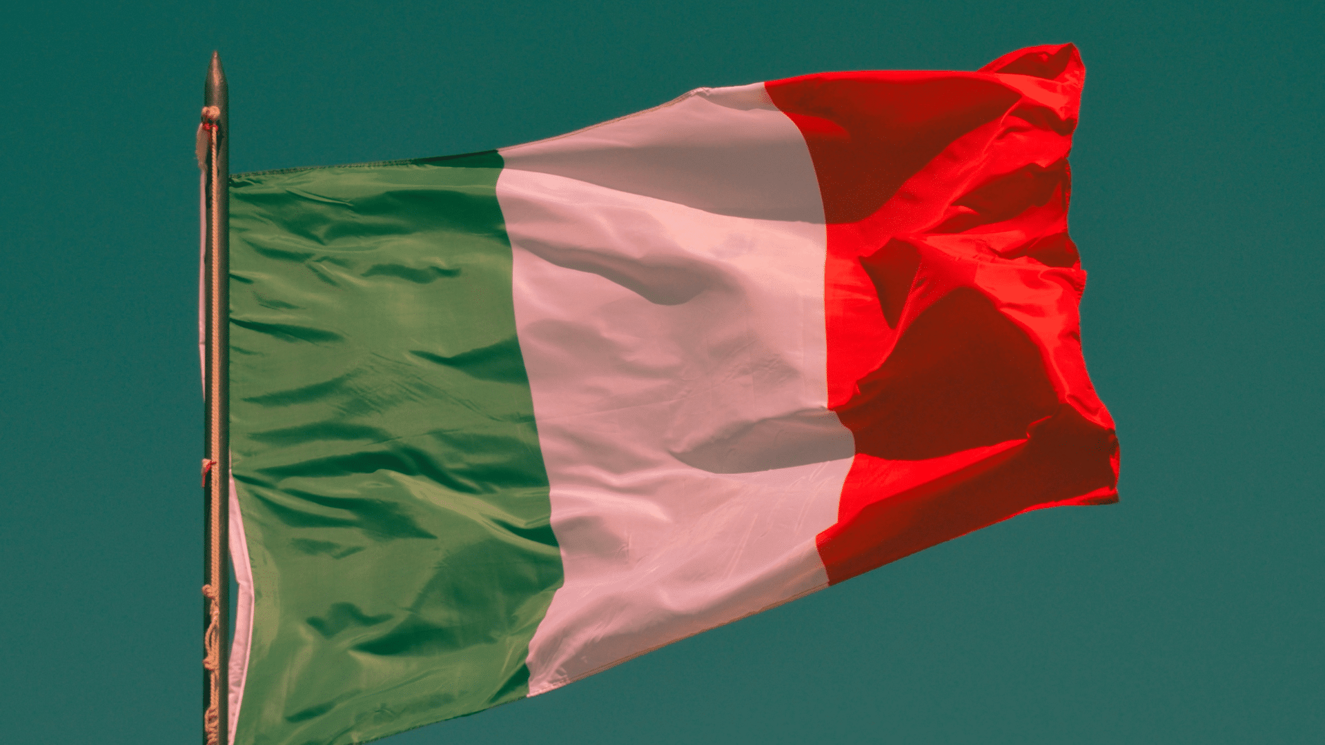 Solo un italiano su dieci ha Bitcoin. Percentuali più basse tra donne e meno giovani. La sorpresa contro Spagna e Francia